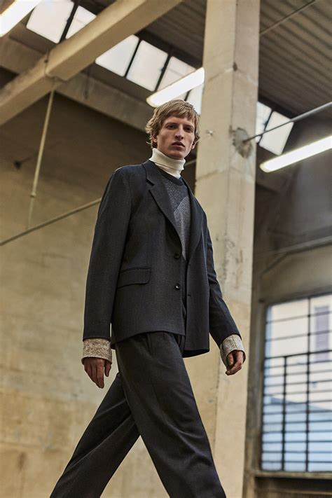 13 Fall Outerwear Staples That Look Designer — All Under 